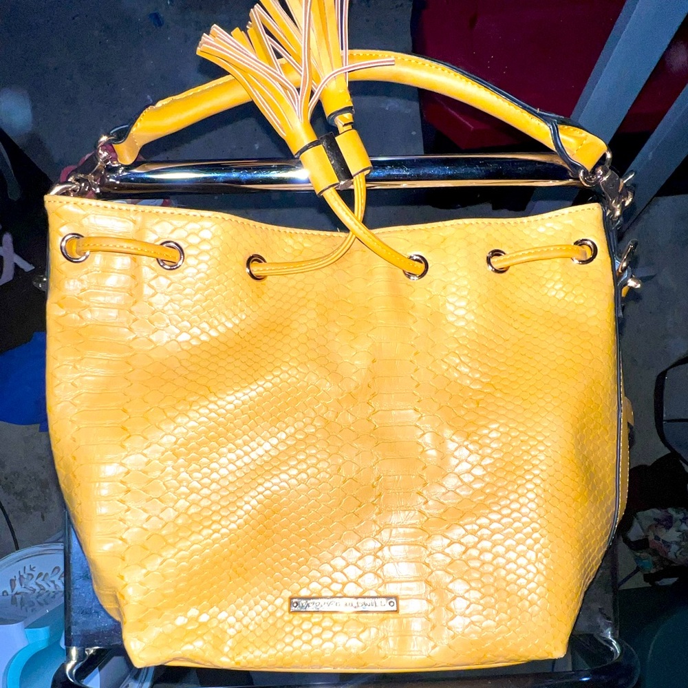 Yellow Poppy and Peonies EUC purse